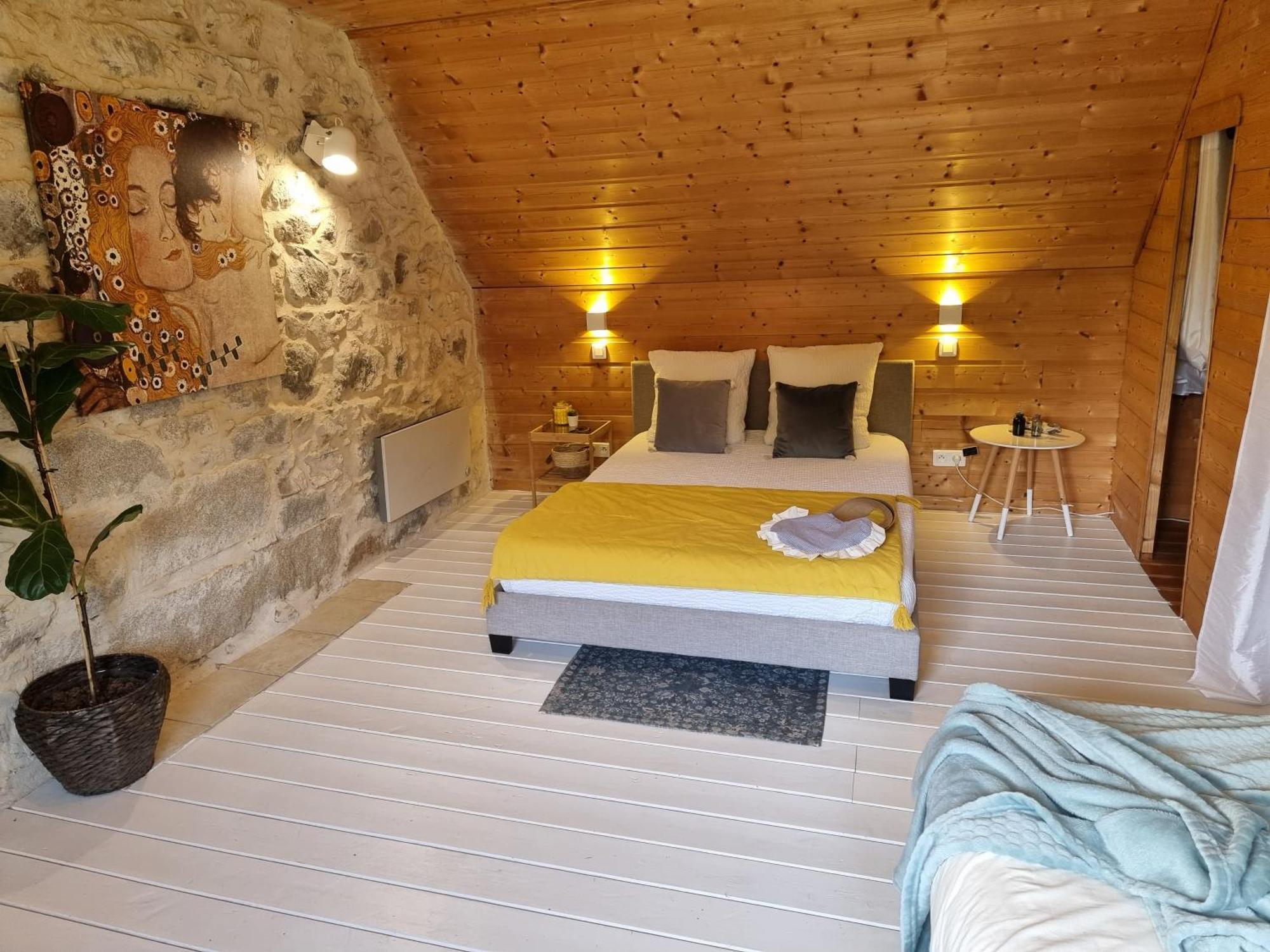 Haut En Couleurs Saint-Quay-Perros Room photo